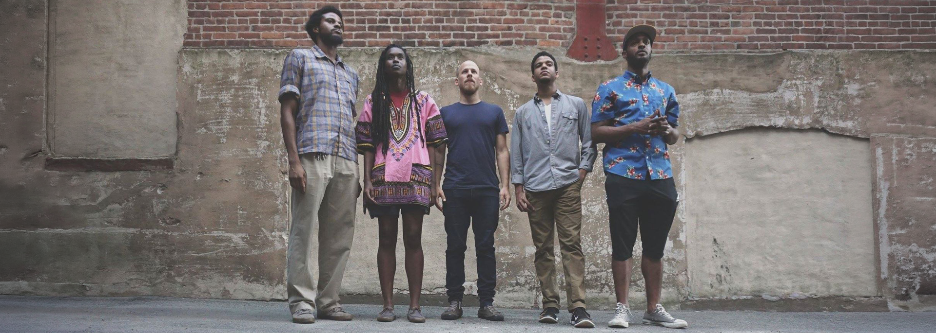 Irreversible Entanglements: „Future Present Past“